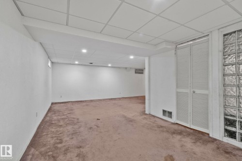 18605 86A Avenue, Edmonton, AB 