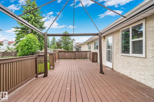18605 86A Avenue, Edmonton, AB 