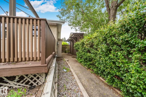 18605 86A Avenue, Edmonton, AB 