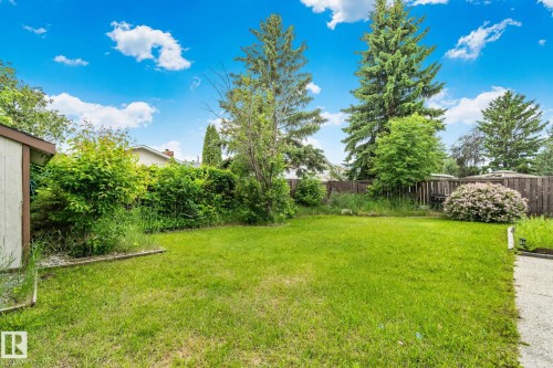 18605 86A Avenue, Edmonton, AB 
