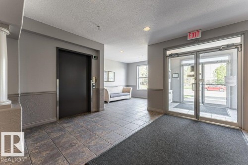 Lobby - 101 10421 42 Avenue, Edmonton, AB 