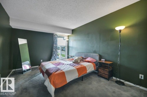 2336 151 Avenue, Edmonton, AB - Indoor Photo Showing Bedroom