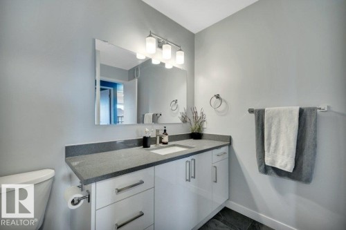 2336 151 Avenue, Edmonton, AB - Indoor Photo Showing Bathroom