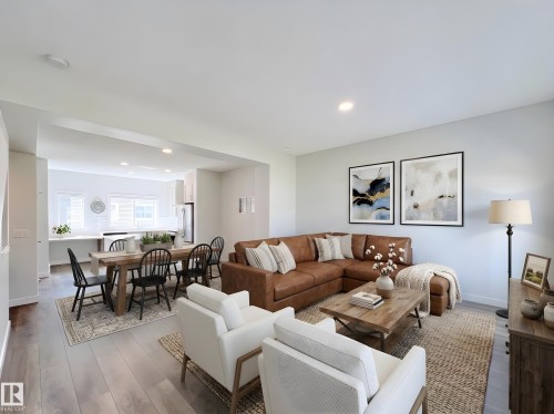 6 11373 12 Avenue, Edmonton, AB - Indoor Photo Showing Living Room