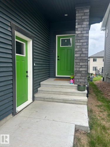 2152 52 Street, Edmonton, AB 