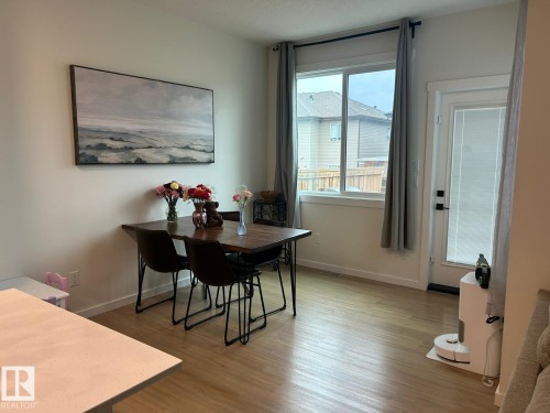 2152 52 Street, Edmonton, AB 