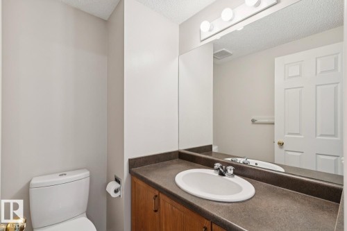 16014 90 Street, Edmonton, AB 