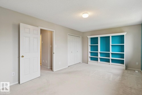 16014 90 Street, Edmonton, AB 