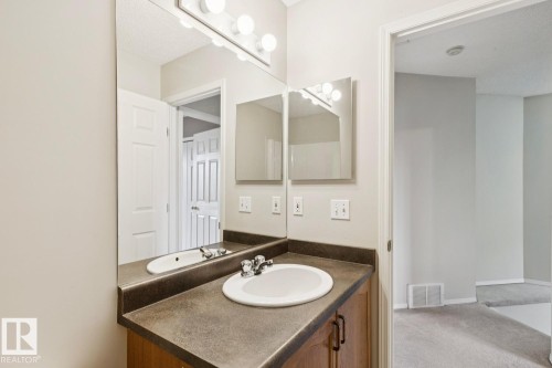 16014 90 Street, Edmonton, AB 