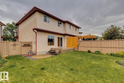 16014 90 Street, Edmonton, AB 