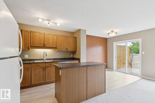 16014 90 Street, Edmonton, AB 