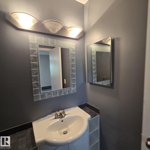 14825 51 Avenue, Edmonton, AB 