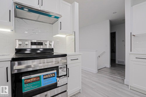 4716 207 Street, Edmonton, AB 