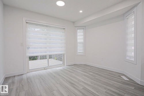 4716 207 Street, Edmonton, AB 