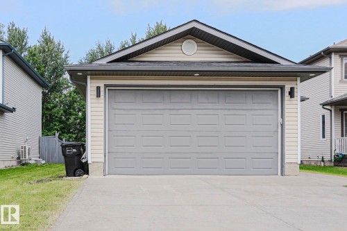 4716 207 Street, Edmonton, AB 