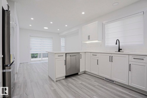 4716 207 Street, Edmonton, AB 