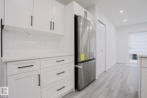4716 207 Street, Edmonton, AB 