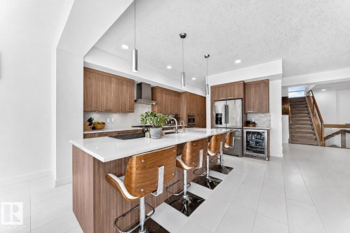 793 Windermere Wynd, Edmonton, AB 