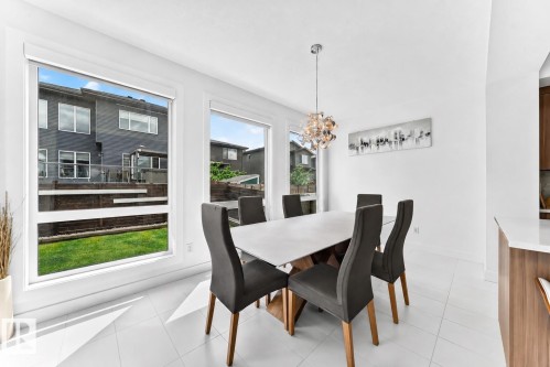 793 Windermere Wynd, Edmonton, AB 