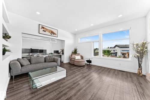 793 Windermere Wynd, Edmonton, AB 