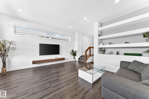 793 Windermere Wynd, Edmonton, AB 