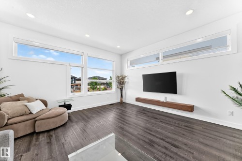 793 Windermere Wynd, Edmonton, AB 