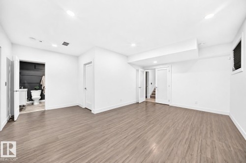 793 Windermere Wynd, Edmonton, AB 
