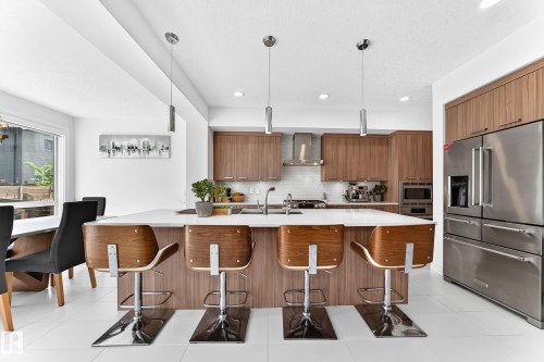 793 Windermere Wynd, Edmonton, AB 