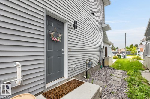 2514 151A Avenue, Edmonton, AB 