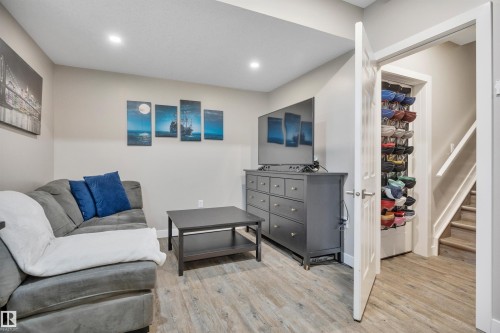 3808 45 Avenue, Beaumont, AB 