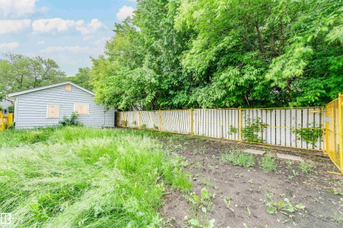 11944 68 Street, Edmonton, AB 