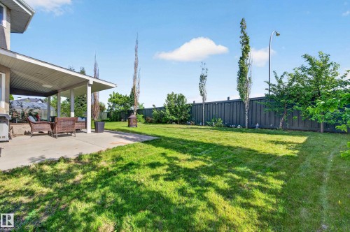 325 Cutts Court, Edmonton, AB 