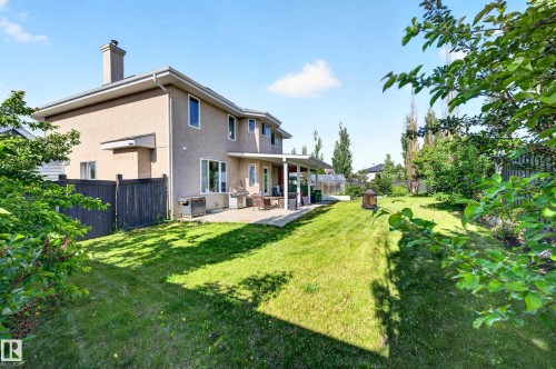 325 Cutts Court, Edmonton, AB 