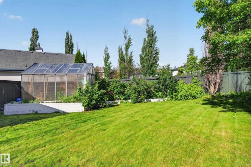 325 Cutts Court, Edmonton, AB 