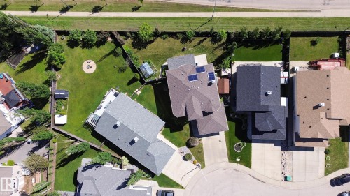 325 Cutts Court, Edmonton, AB 