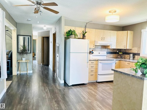 2 4306 47 Street, Wetaskiwin, AB 