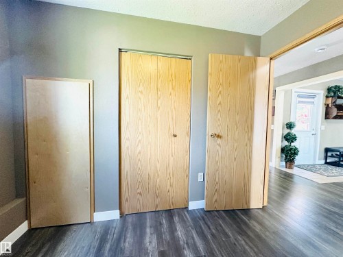 2 4306 47 Street, Wetaskiwin, AB 