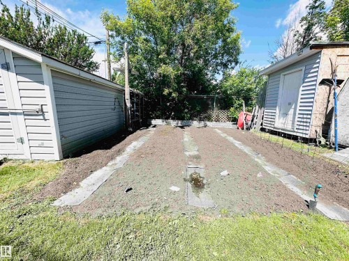 2 4306 47 Street, Wetaskiwin, AB 