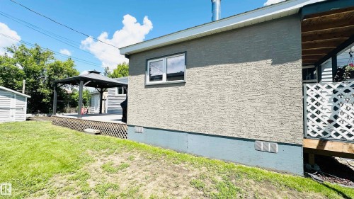 2 4306 47 Street, Wetaskiwin, AB 