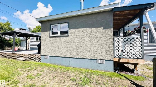 2 4306 47 Street, Wetaskiwin, AB 