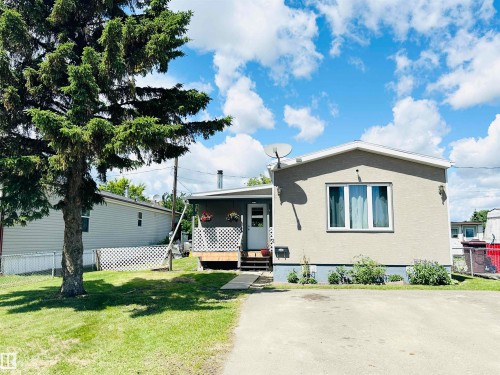 2 4306 47 Street, Wetaskiwin, AB 