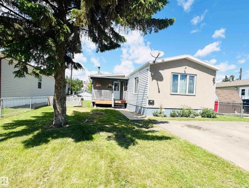 2 4306 47 Street, Wetaskiwin, AB 