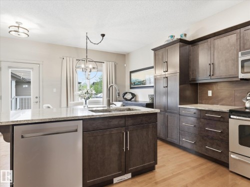 112 89 Rue Monette, Beaumont, AB - Indoor Photo Showing Kitchen