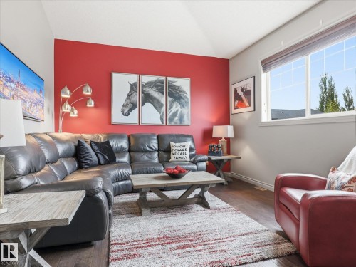 112 89 Rue Monette, Beaumont, AB - Indoor Photo Showing Living Room