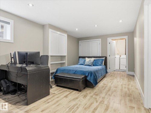 112 89 Rue Monette, Beaumont, AB - Indoor Photo Showing Bedroom