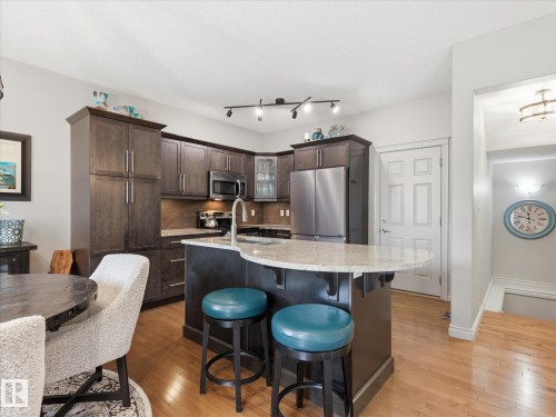 112 89 Rue Monette, Beaumont, AB - Indoor