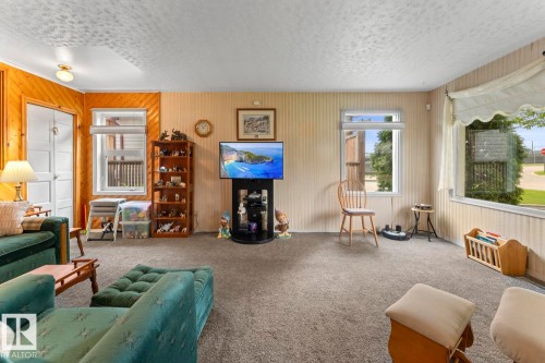 608 17 Avenue, Cold Lake, AB 