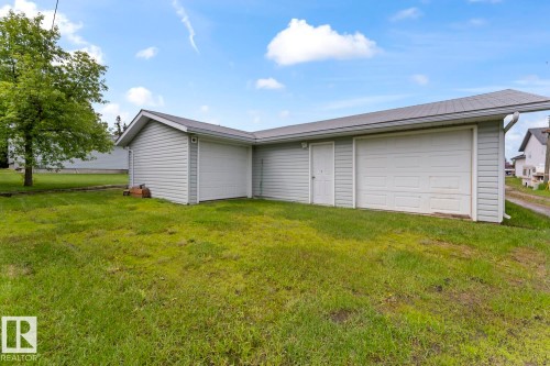 608 17 Avenue, Cold Lake, AB 