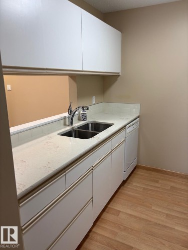 324 6720 158 Avenue, Edmonton, AB 
