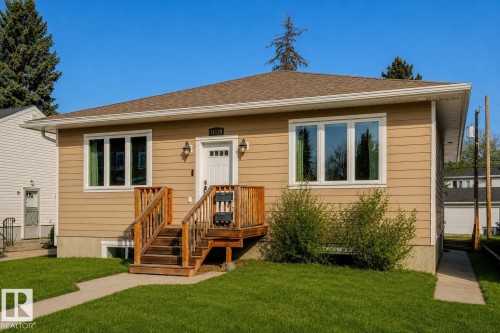11118 72 Avenue, Edmonton, AB 